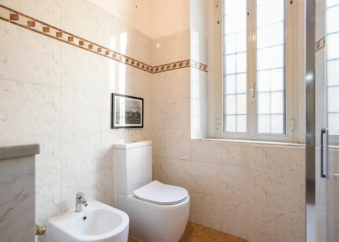 Apartment Trevi Fountain House Deluxe Rom